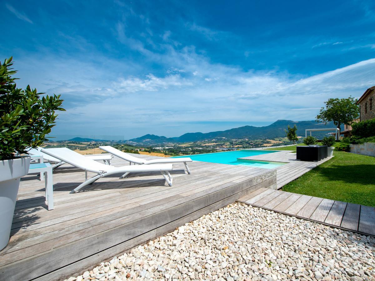 Serre Alte Landscape Luxury Rooms 마텔리카 외부 사진